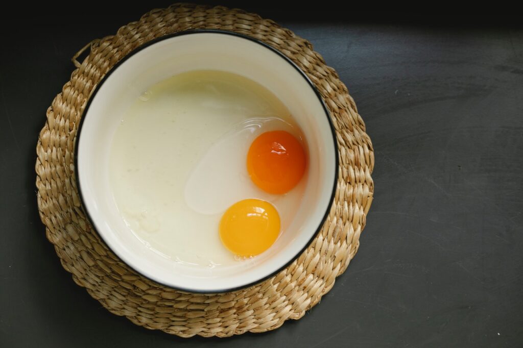huevos en bowl
